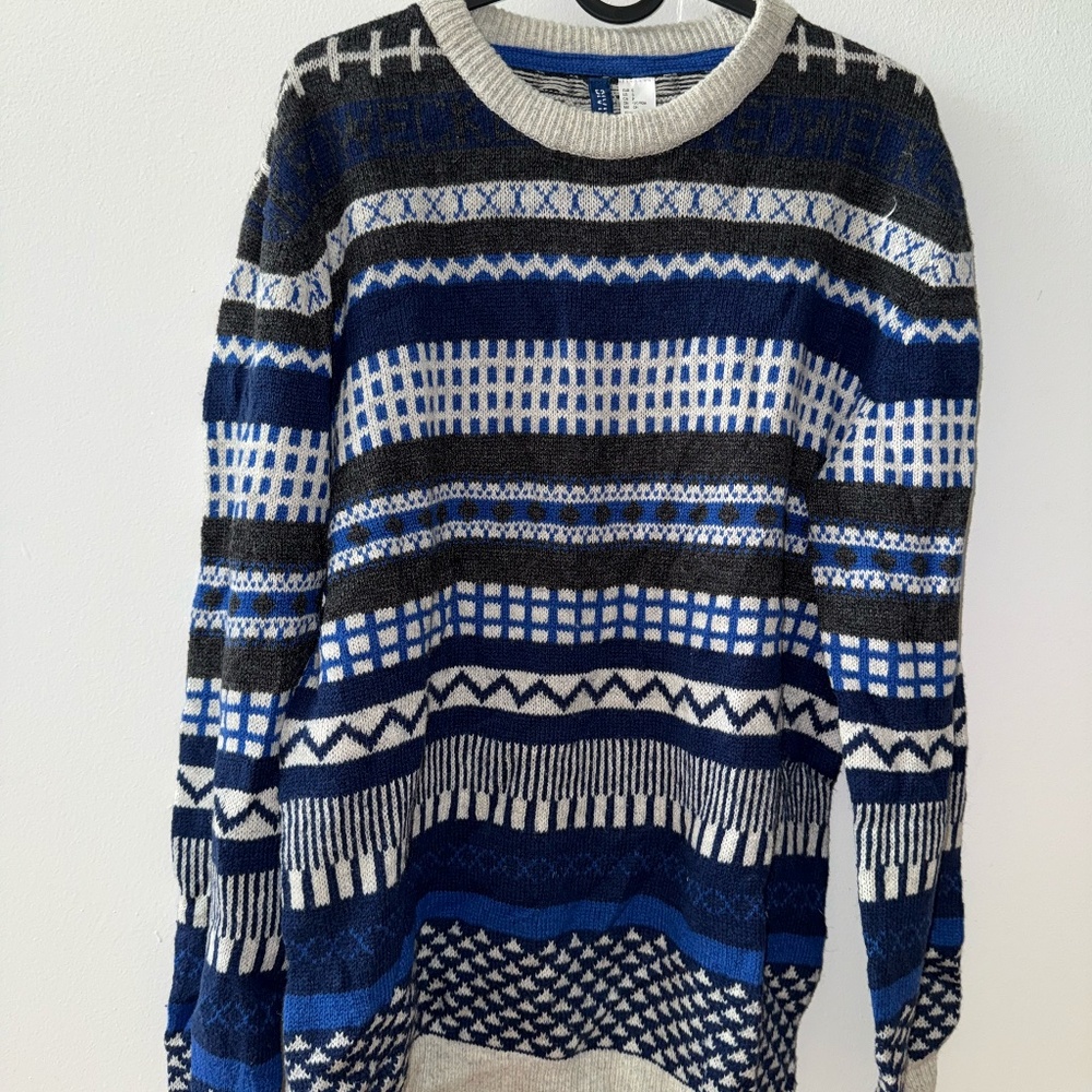 Men's H&M Divided Brand Sweater